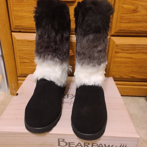 Bearpaw  Regina Suede Fur boots, - Picture 2 of 5